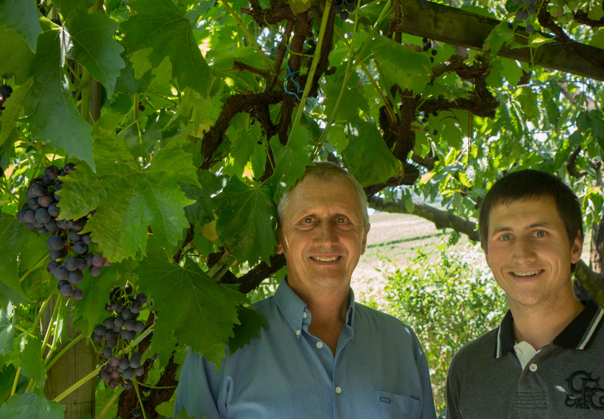 Jean-Daniel et Fabien Monachon à la Cave des Ruaz à Vinzel